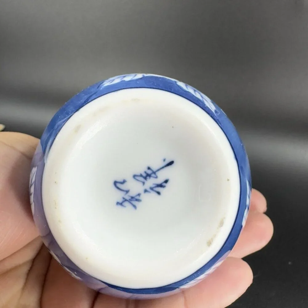 Japanese Porcelain Sake Bottle Vase Mino Ware Tokkuri Blue White Vintage Ceramic